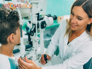 Optometrist Ahwatukee Retina Exam