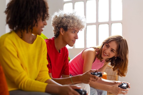 Cross device Modern Gaming